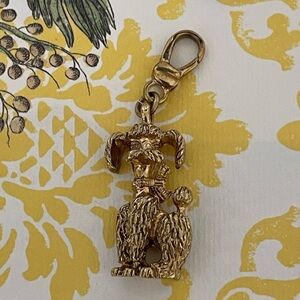 C WONDER Reproduction Of A Vintage Standard Poodle Gold Charm